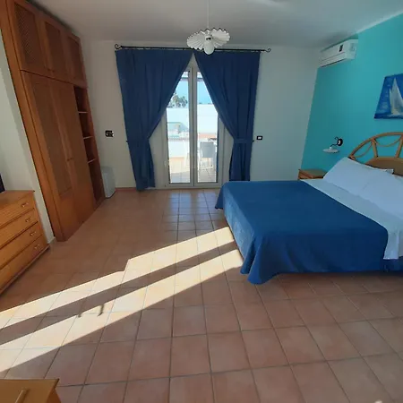 Messapia 4*